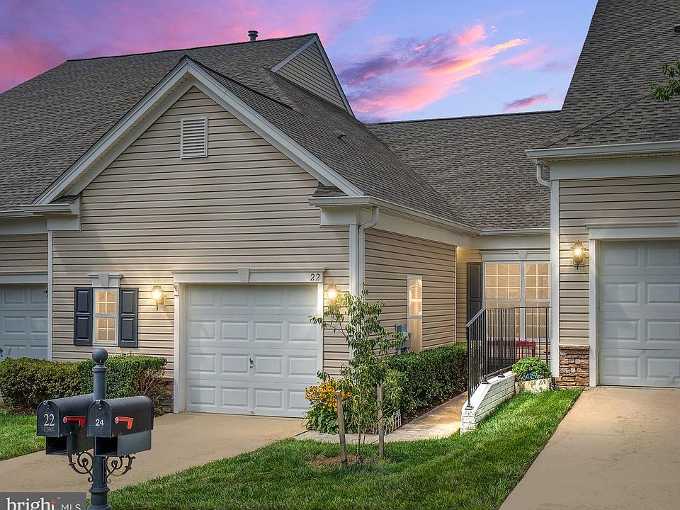 1st image of 22 Highlander Dr Unit 46-2