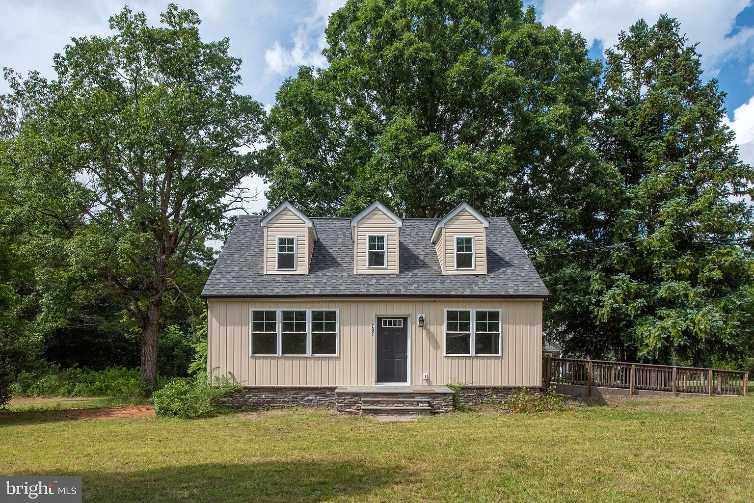 7541 Lawyers Rd photo 1