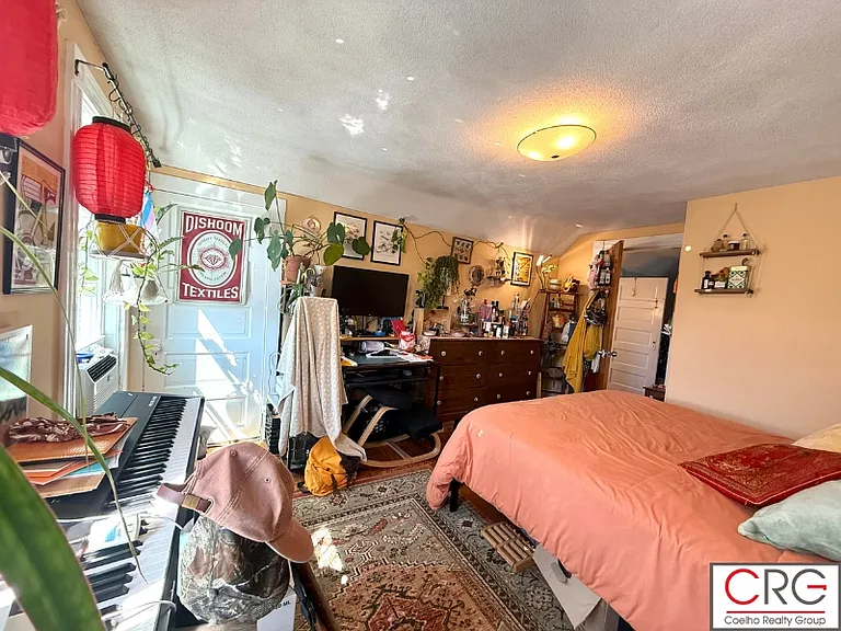 27 Hale Ave #2 — Photo 17