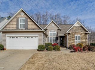 504 Marchbanks Rd, Boiling Springs, SC 29316