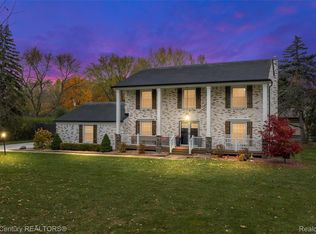 2611 Tarragona Way, Troy, MI