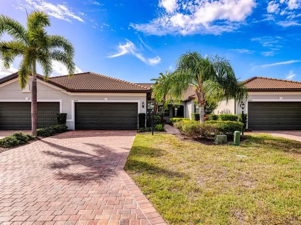 17634 Camden Dr, Bradenton, FL 34202