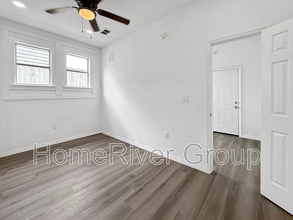 4th image of 1616 Willow Branch Ave #2