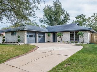 2005 Williamsburg Ct N, League City, TX 77573
