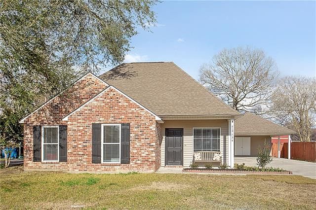 1st image of 18534 White Oak Dr