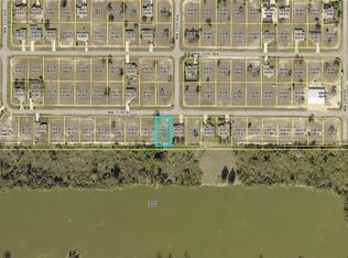 2902 NW 25th St, Cape Coral, FL 33993