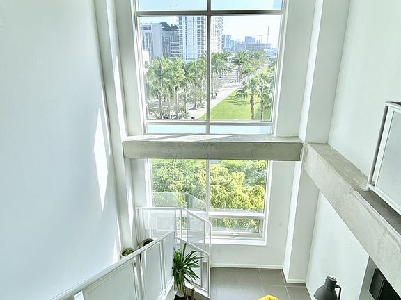 3rd image of 3250 NE 1st Ave APT 318