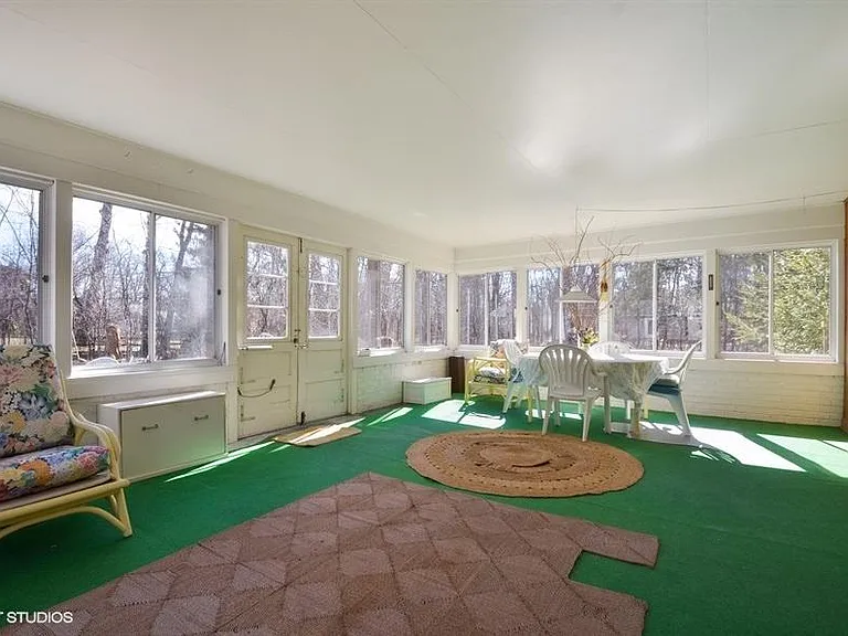 23379 N Forest Ct — Photo 9