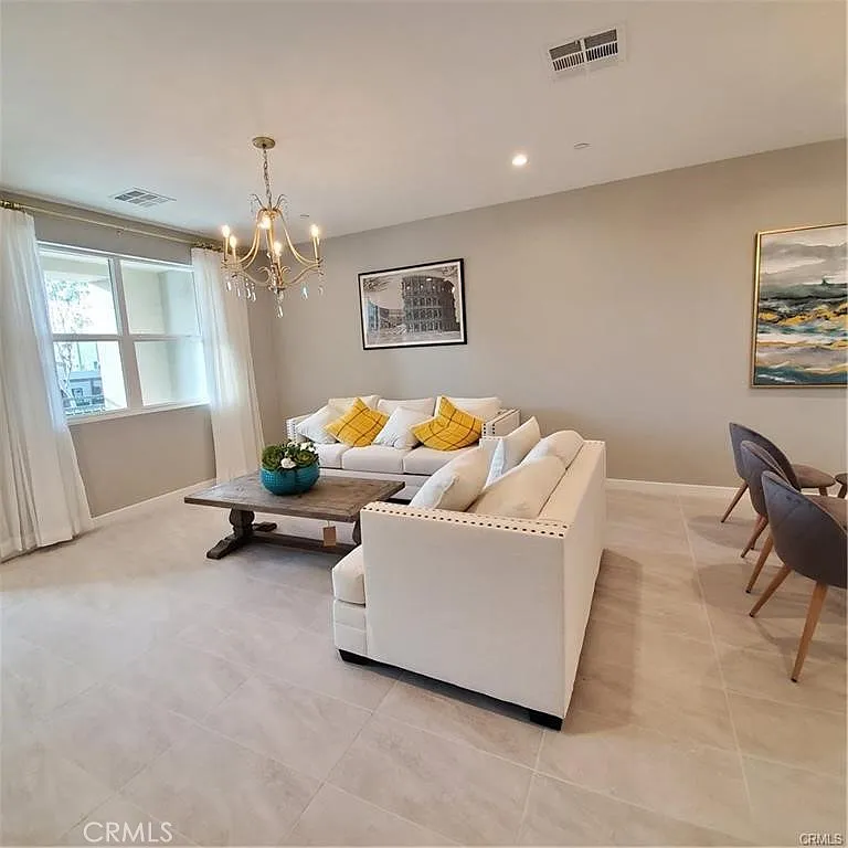 4 bed, 3.5 bath, 2002 sqft, $5,500 — Photo 3