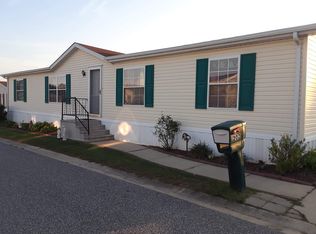 202 Kerria Ln, Middle River, MD 21220