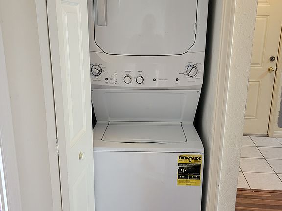 4th image of 6438 Cypressdale Dr Unit 202