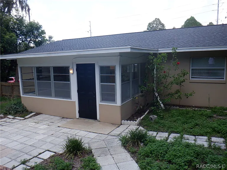 101 W Hill St — Photo 31