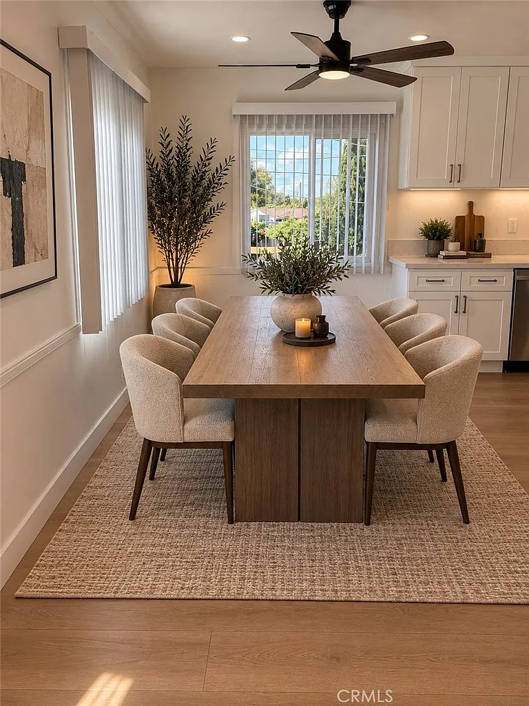 2 bed, 920 sqft, $2,499 — Photo 3