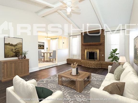 4th image of 212 N Morgan Dr