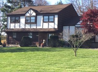 105 Andrea Dr, Rockaway, NJ 07866
