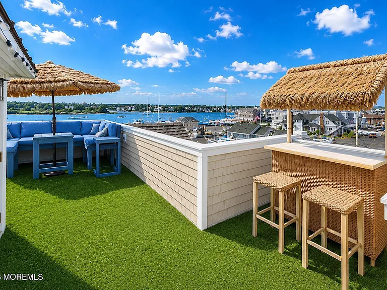1246 Ocean Ave #B — Photo 4