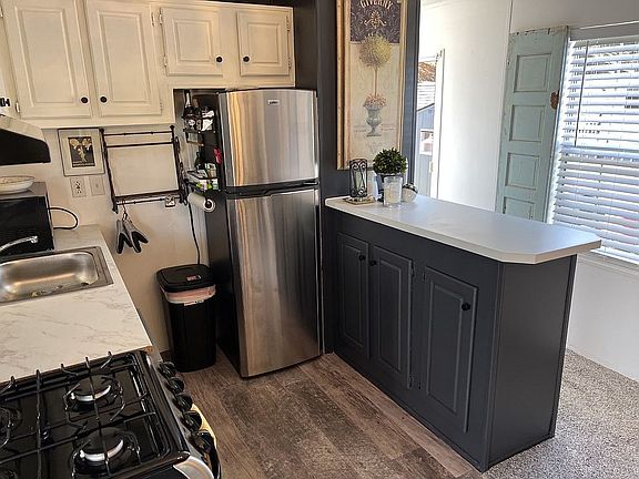 2nd image of 59 Circle Dr