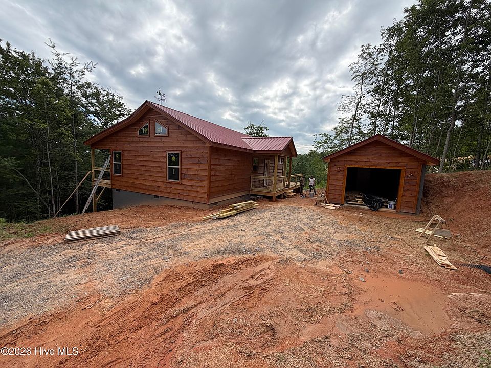 1st image of 124 Hideout Lane