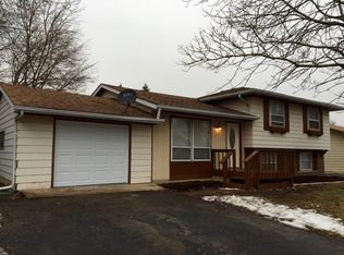 260 Butternut Dr, Bolingbrook, IL 60440