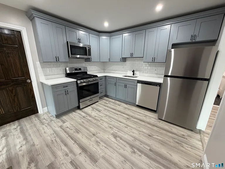 56 Janet Cir #7 — Photo 8