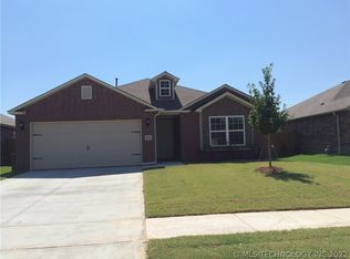 6704 N 128th East Ave, Owasso, OK 74055