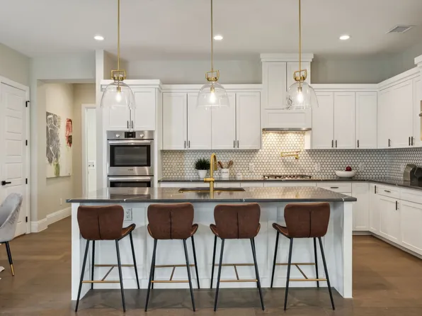 101 S Moore Rd, Coppell, TX 75019