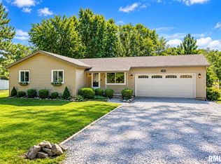 11888 Trolley Line Rd, Marion, IL 62959