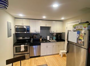 9 Commonwealth Ct APT 1, Brighton, MA 02135