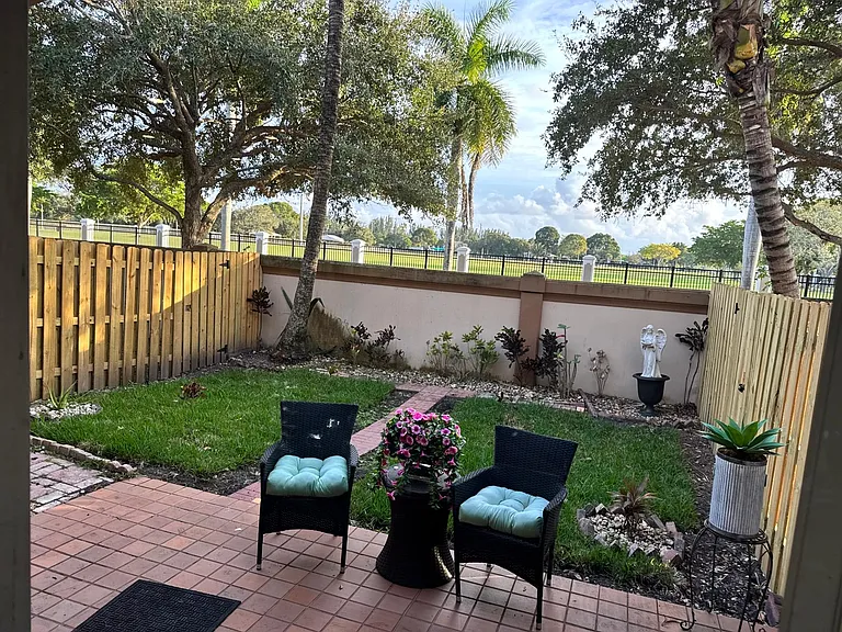 254 Riverwalk Cir — Photo 21