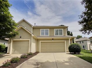 7117 McCoy St, Shawnee, KS 66227