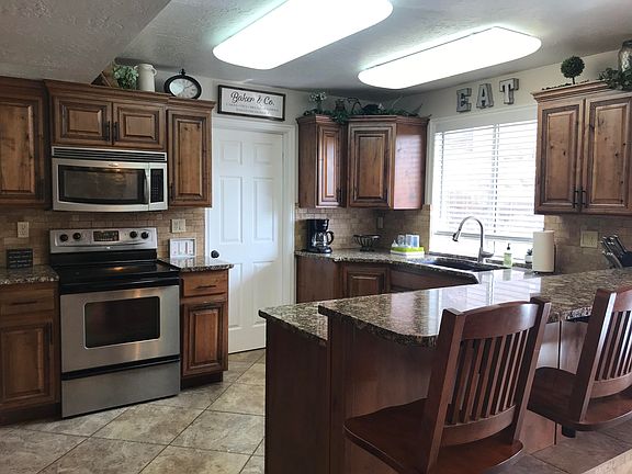 3rd image of 1330 W Indian Hills Dr Unit 17