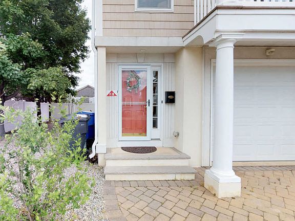4th image of 304A Halsey Ave