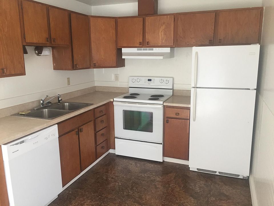 1st image of 8209 Luzader Ln SW