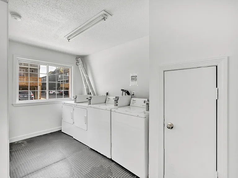 1368 Meriden Rd #2 — Photo 10
