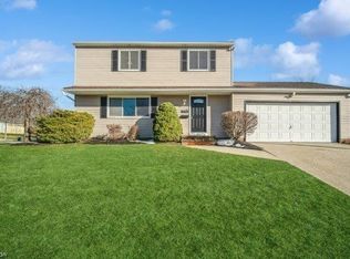 13746 Rybak Ave, Garfield Heights, OH 44125