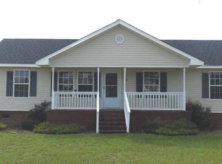 1732 Motely Dr, Dillon, SC 29536