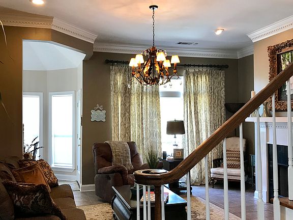 2nd image of 591 Wildwood Dr