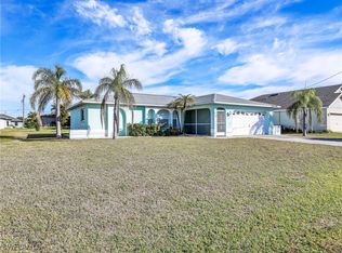 213 SE 27th St, Cape Coral, FL 33904