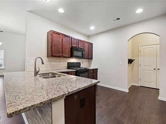 4th image of 3554 Village Enclave Ln