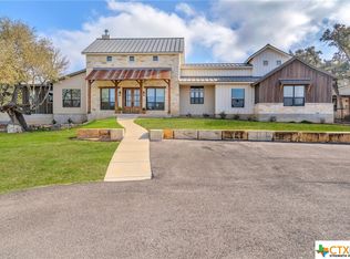 350 Rodeo Dr, Spring Branch, TX 78070