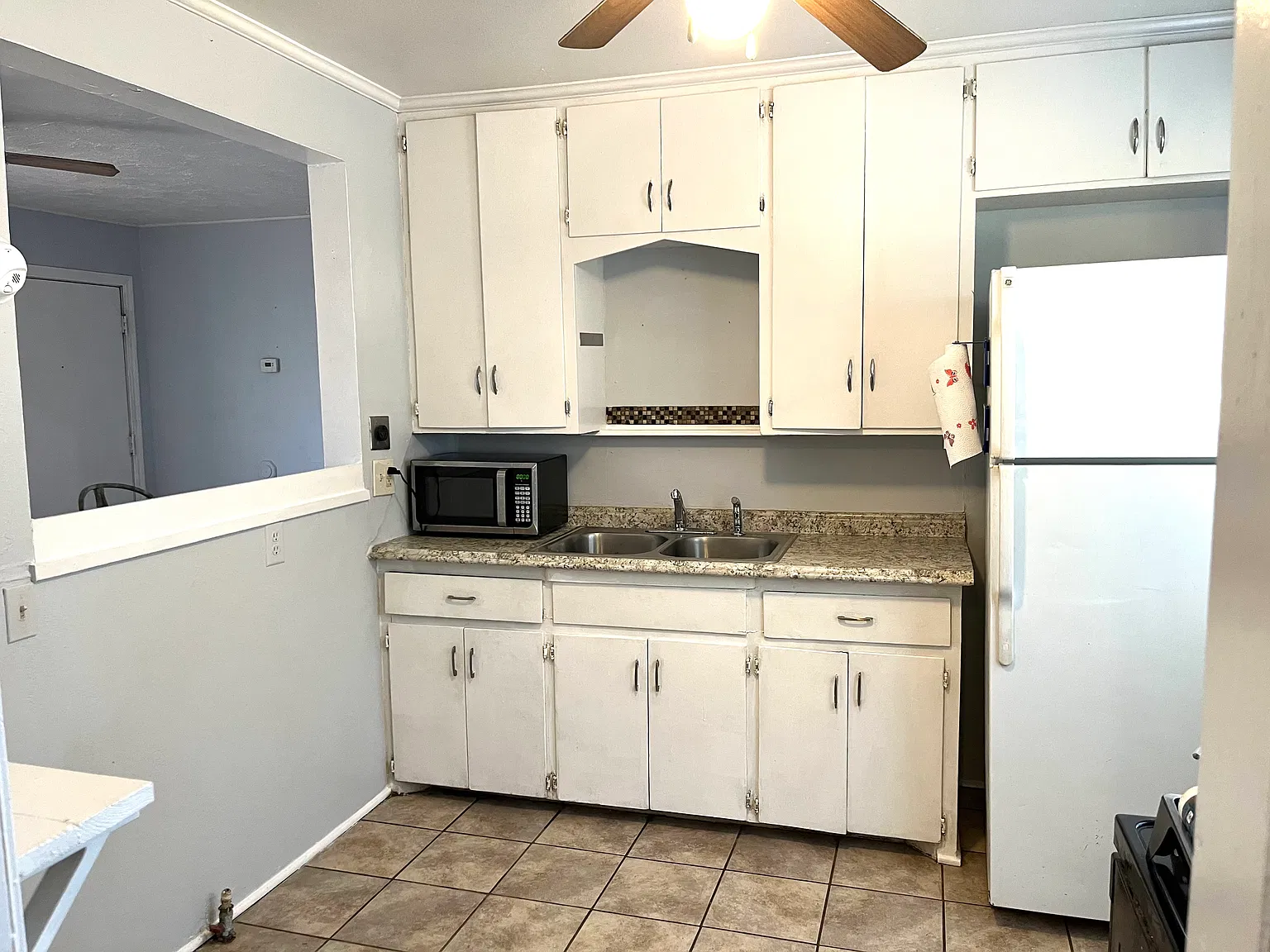3 bed, $1,075 — Photo 4