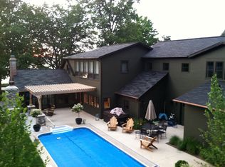 7800 Peninsula Dr, Traverse City, MI 49686