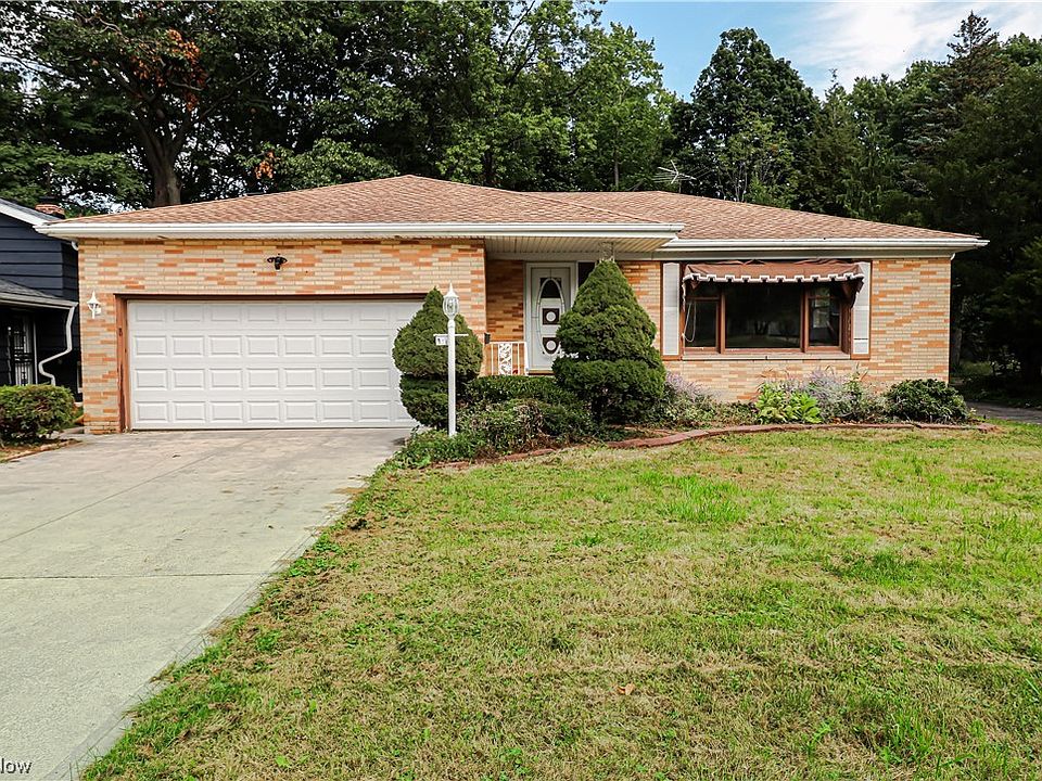 1st image of 971 Carlone Pl