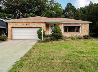 971 Carlone Pl, South Euclid, OH 44121