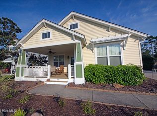 102 Seaward Dr, Holly Ridge, NC 28445
