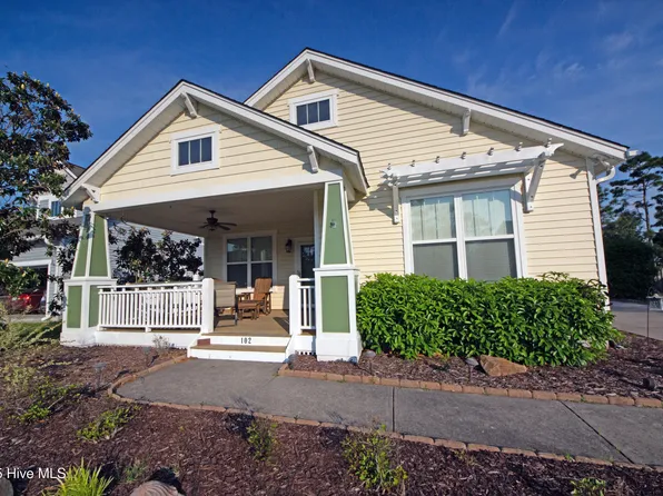 102 Seaward Drive, Holly Ridge, NC 28445