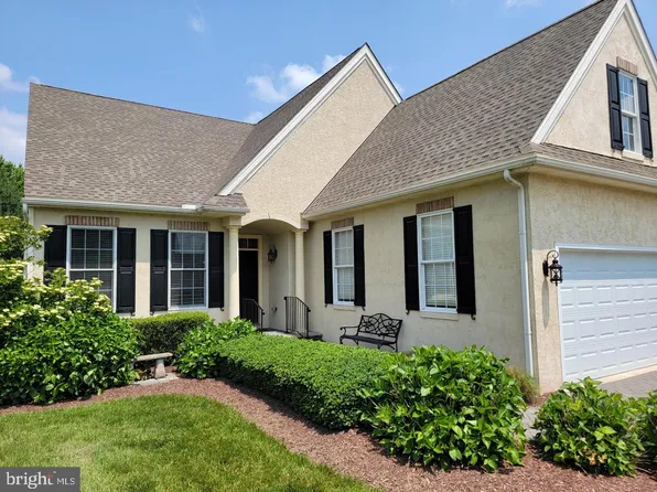 339 Carlisle Dr, Avondale, PA 19311