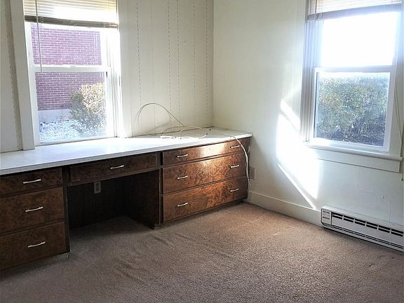 4th image of 325 W Caracas Ave APT 1