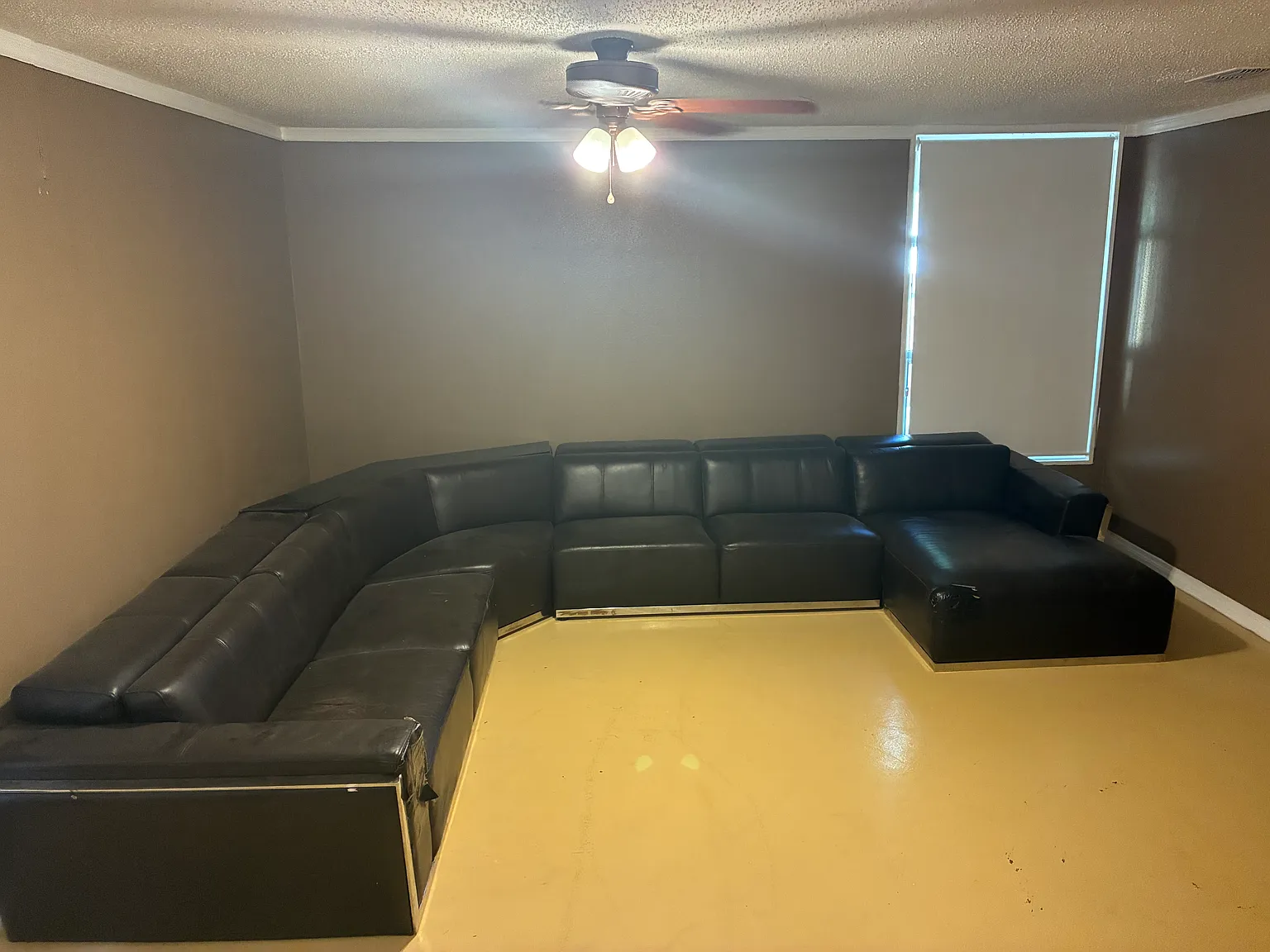 W Kleberg Ave, Kingsville — Photo 4
