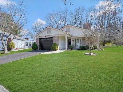 6 Picardy #6, Ridge, NY, 11961